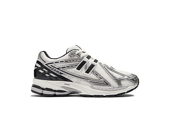 New Balance 1906 Black/White